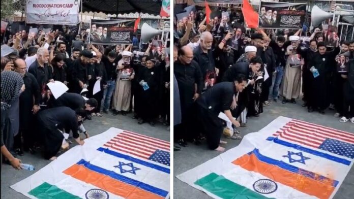 ईरान जलाया भारतीय झंडा
