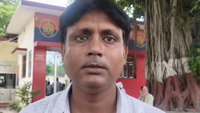 यूपी मऊ डॉक्टर