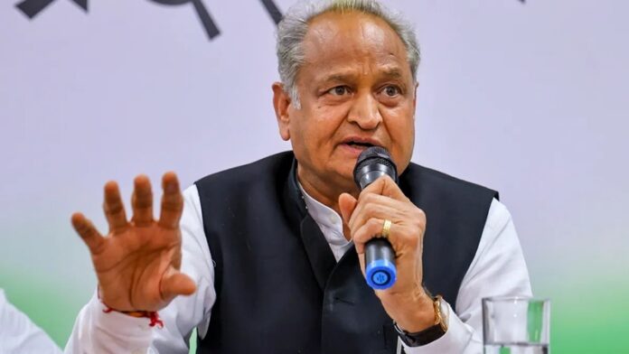 अशोक गहलोत इंदिरा गाँधी