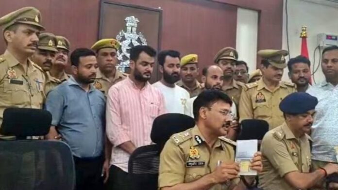 कानपुर पुलिस डिग्री मार्कशीट गिरफ्तार