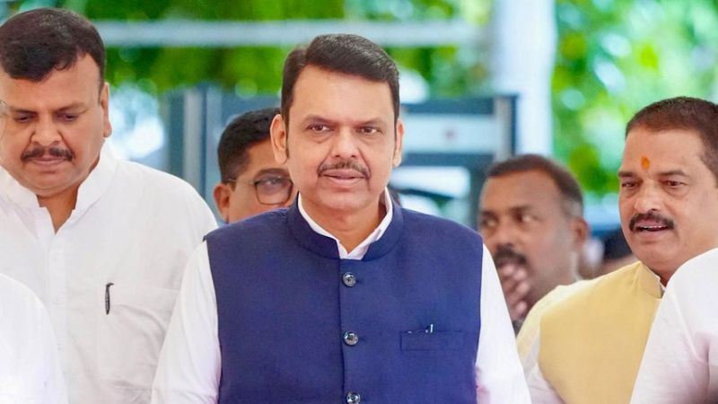 महाराष्ट्र में भी होगा UCC लागू, मसौदा तैयार करने के लिए रिटायर हाईकोर्ट के जज की अगुवाई में बनेगी समिति: विधानसभा में फडणवीस सरकार ने घोषणा की