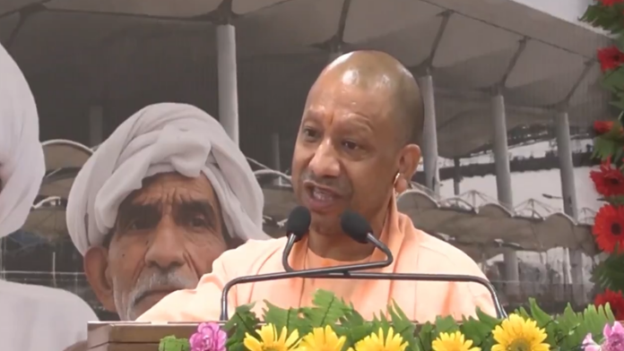 जेवर एयरपोर्ट किसान योगी