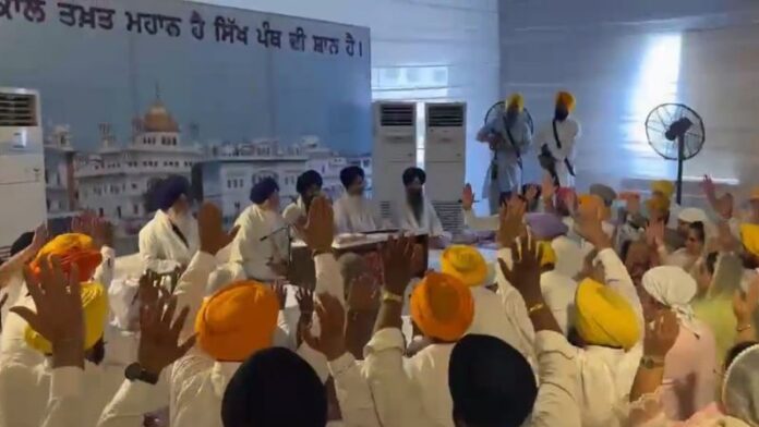 AAP बेअदबी पंजाब कानून सिख मंत्रियों