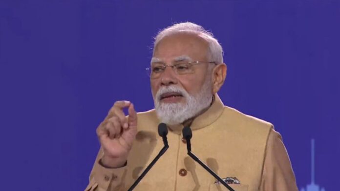 नरेंद्र मोदी