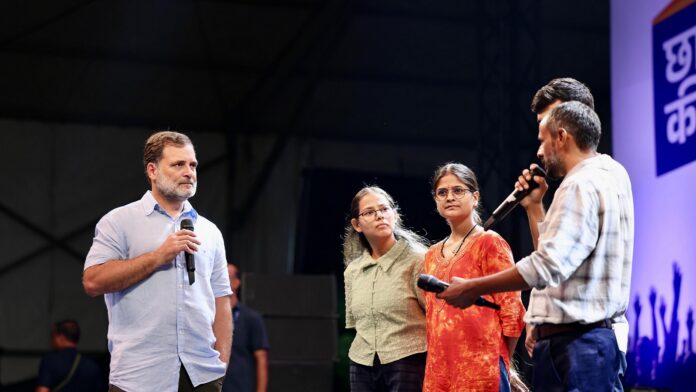 देहरादून में राहुल गाँधी